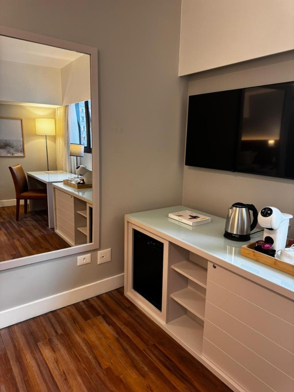 Hotel Arqsuites Wynd Berrini Wtc Sp - New Private 4*